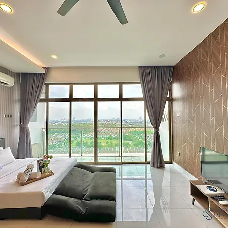 Palazio Mount Austin By Stayrene Johor Bahru Room photo