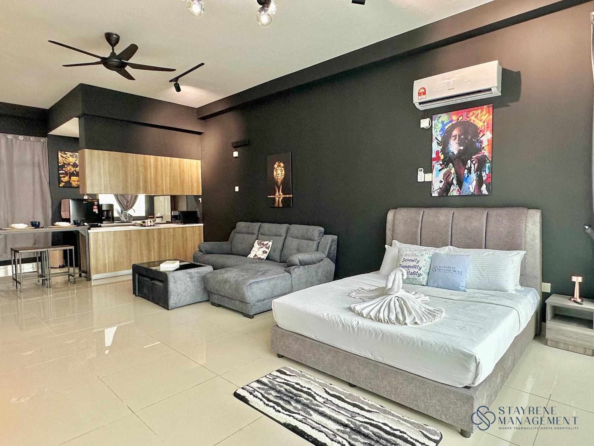 Palazio Mount Austin By Stayrene Apartment *